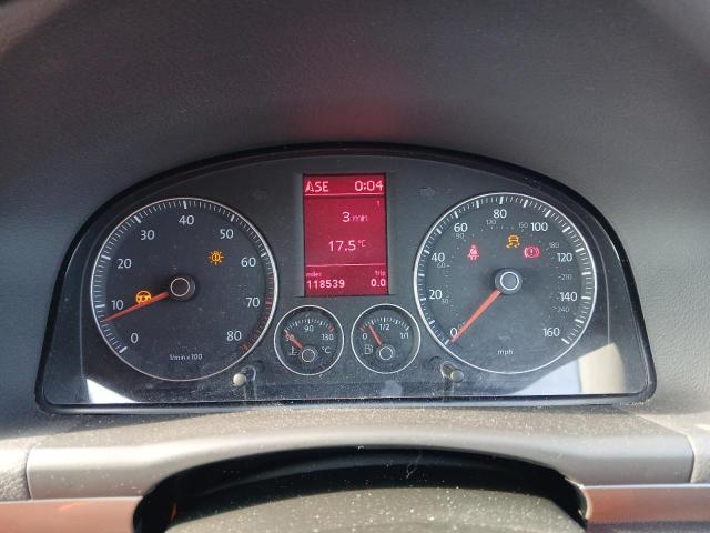 2010 VOLKSWAGEN TOURAN MAT