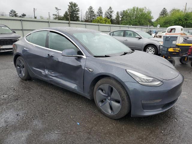  TESLA MODEL 3 2020 Серый