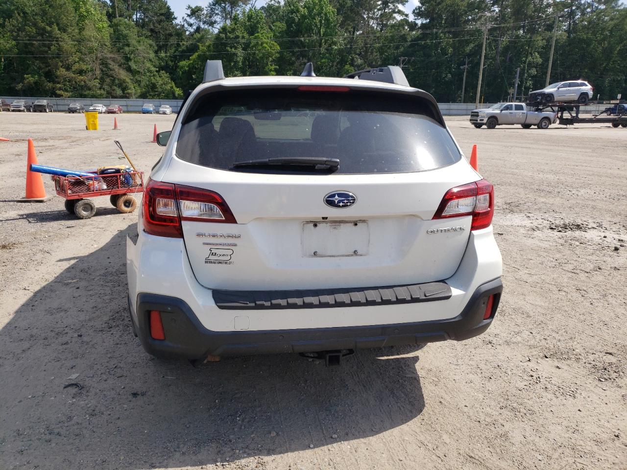 2018 Subaru Outback 2.5I Limited VIN: 4S4BSANC0J3380948 Lot: 57037865