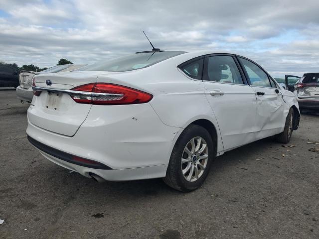  FORD FUSION 2017 Biały
