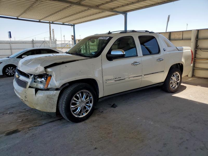  CHEVROLET AVALANCHE 2013 White