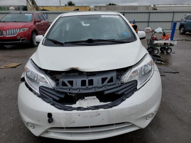 Хетчбеки NISSAN VERSA 2014 Білий