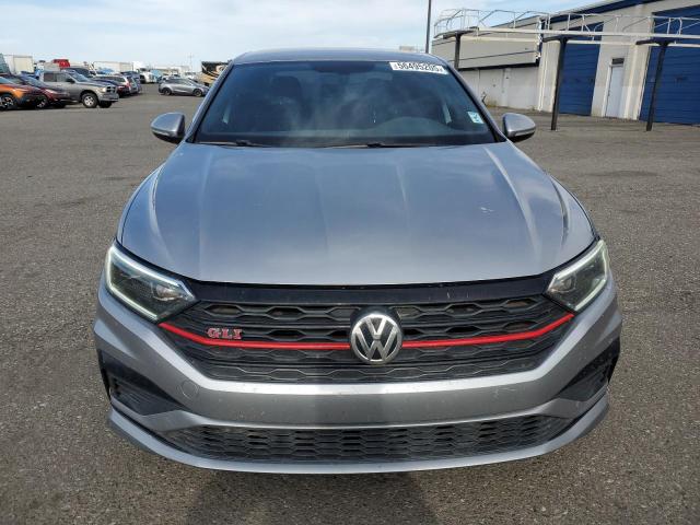  VOLKSWAGEN JETTA 2019 Серебристый