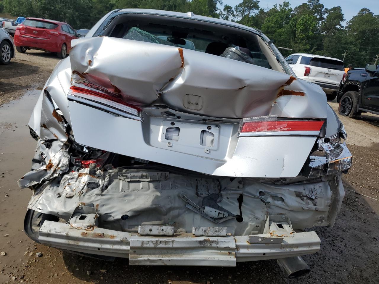 2011 Honda Accord Exl VIN: 1HGCP2F82BA092938 Lot: 57897045