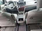 2013 Toyota Sienna Xle for Sale in Finksburg, MD - Minor Dent/Scratches