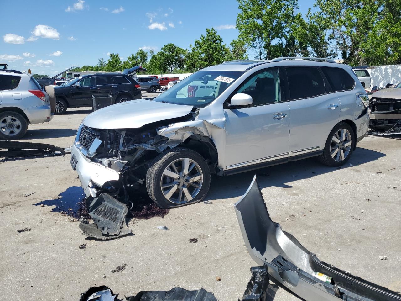 Bridgeton, MO에서 판매 중인 2016 Nissan Pathfinder S - Front End