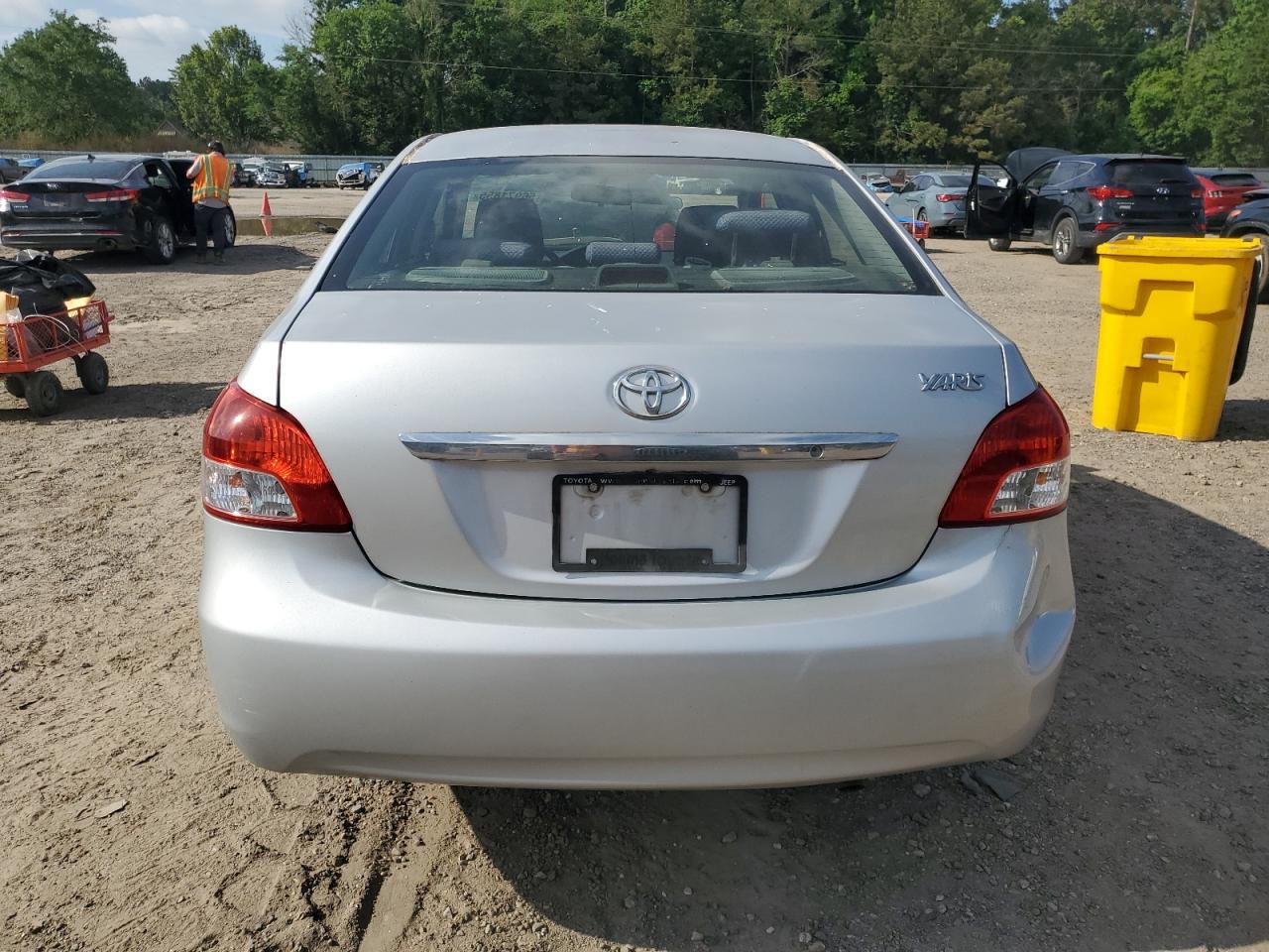 2007 Toyota Yaris VIN: JTDBT923471101946 Lot: 56971855