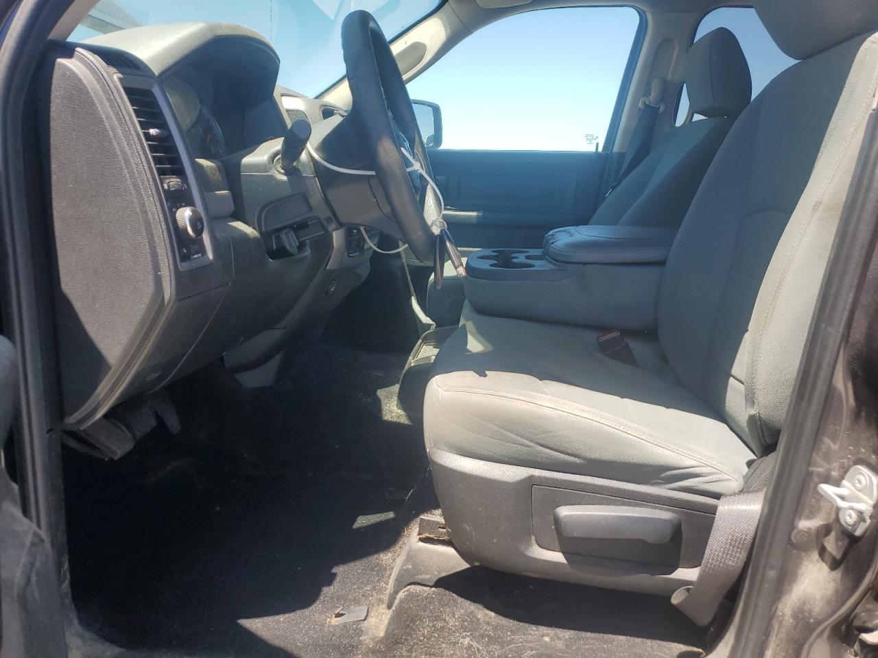 2018 Ram 1500 St VIN: 1C6RR7KT2JS193925 Lot: 57167565