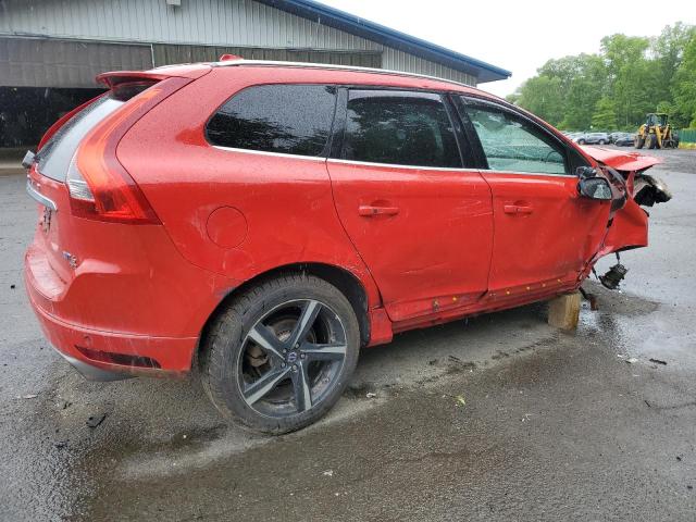 Паркетники VOLVO XC60 2015 Красный