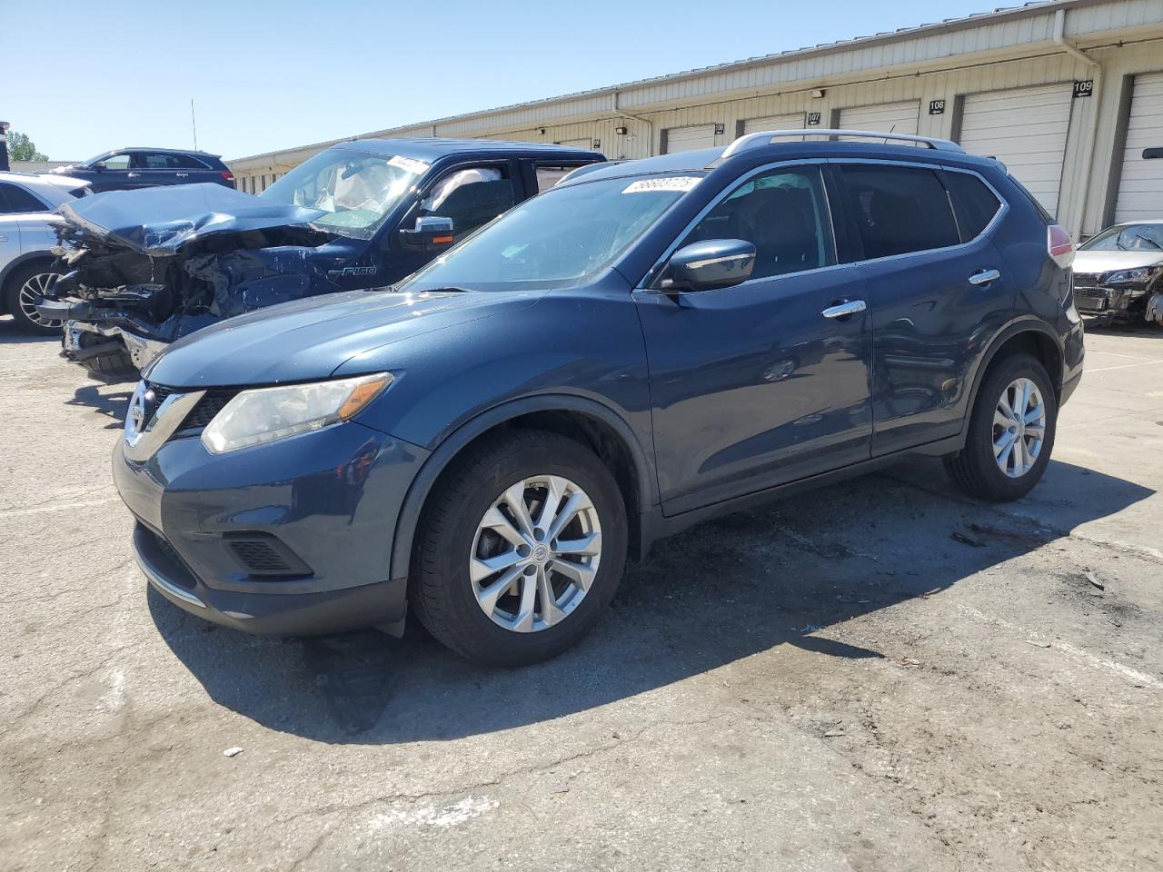 2015 Nissan Rogue S იყიდება Louisville-ში, KY - Front End