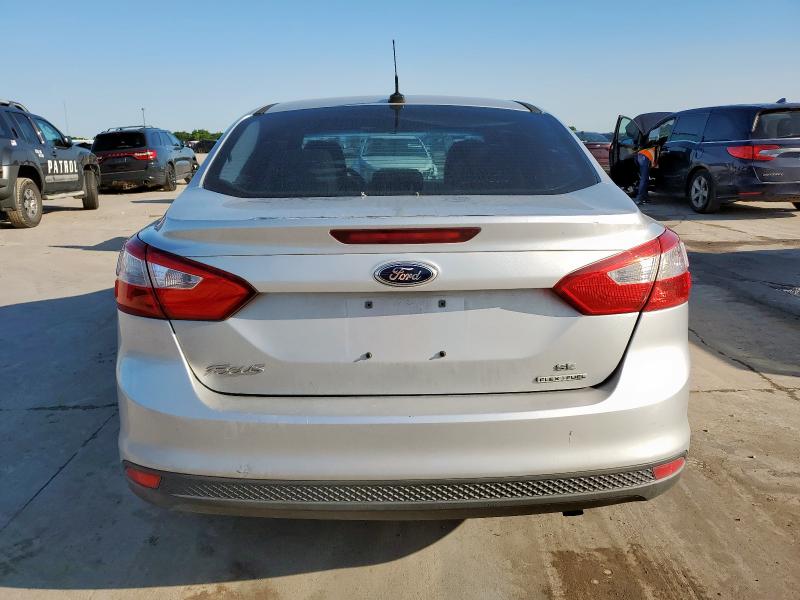  FORD FOCUS 2014 Сріблястий