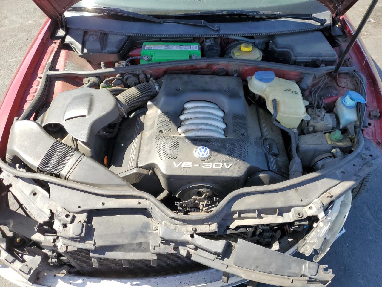 2001 Volkswagen Passat Glx VIN: WVWJH63B61E002904 Lot: 57347635