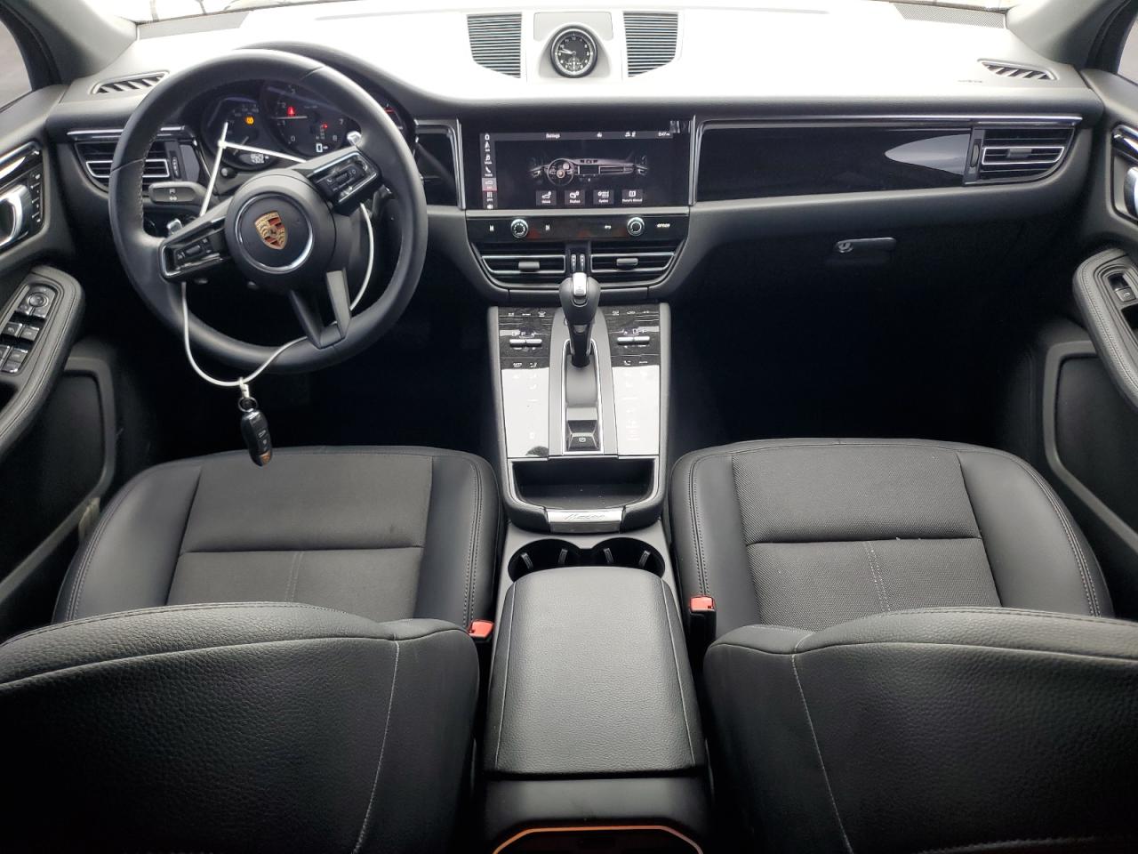 2024 Porsche Macan Base VIN: WP1AA2A52RLB08024 Lot: 50064855