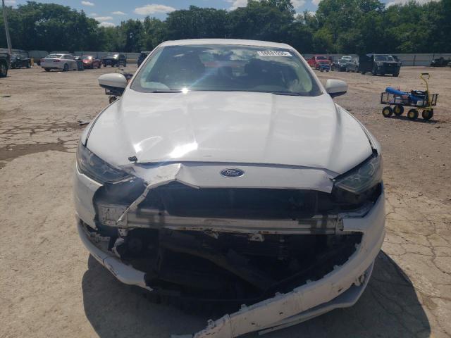  FORD FUSION 2017 Белы