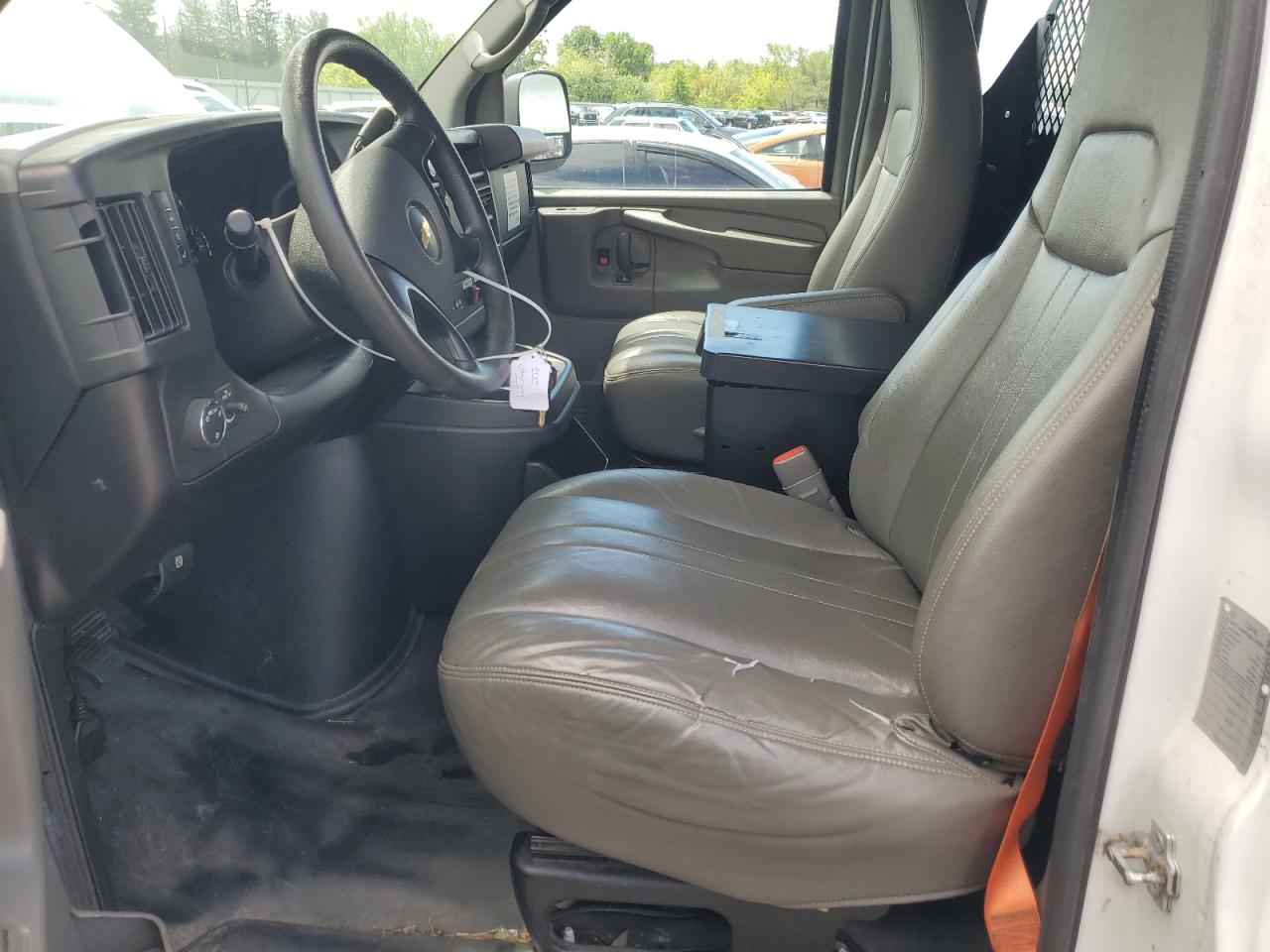 2014 Chevrolet Express G2500 VIN: 1GCWGFCA6E1161290 Lot: 58041875