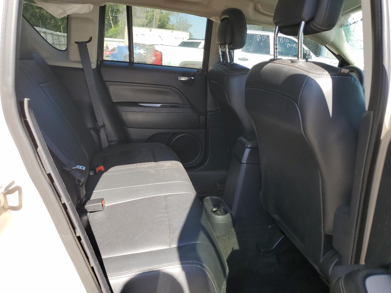 2017 Jeep Compass Latitude VIN: 1C4NJDEB9HD127855 Lot: 56699735