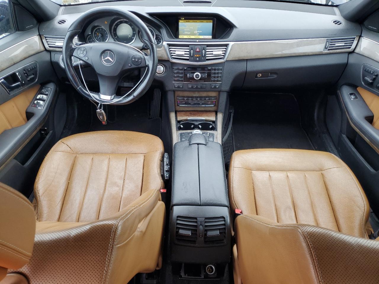 2010 Mercedes-Benz E 550 4Matic VIN: WDDHF9AB8AA128302 Lot: 56785255