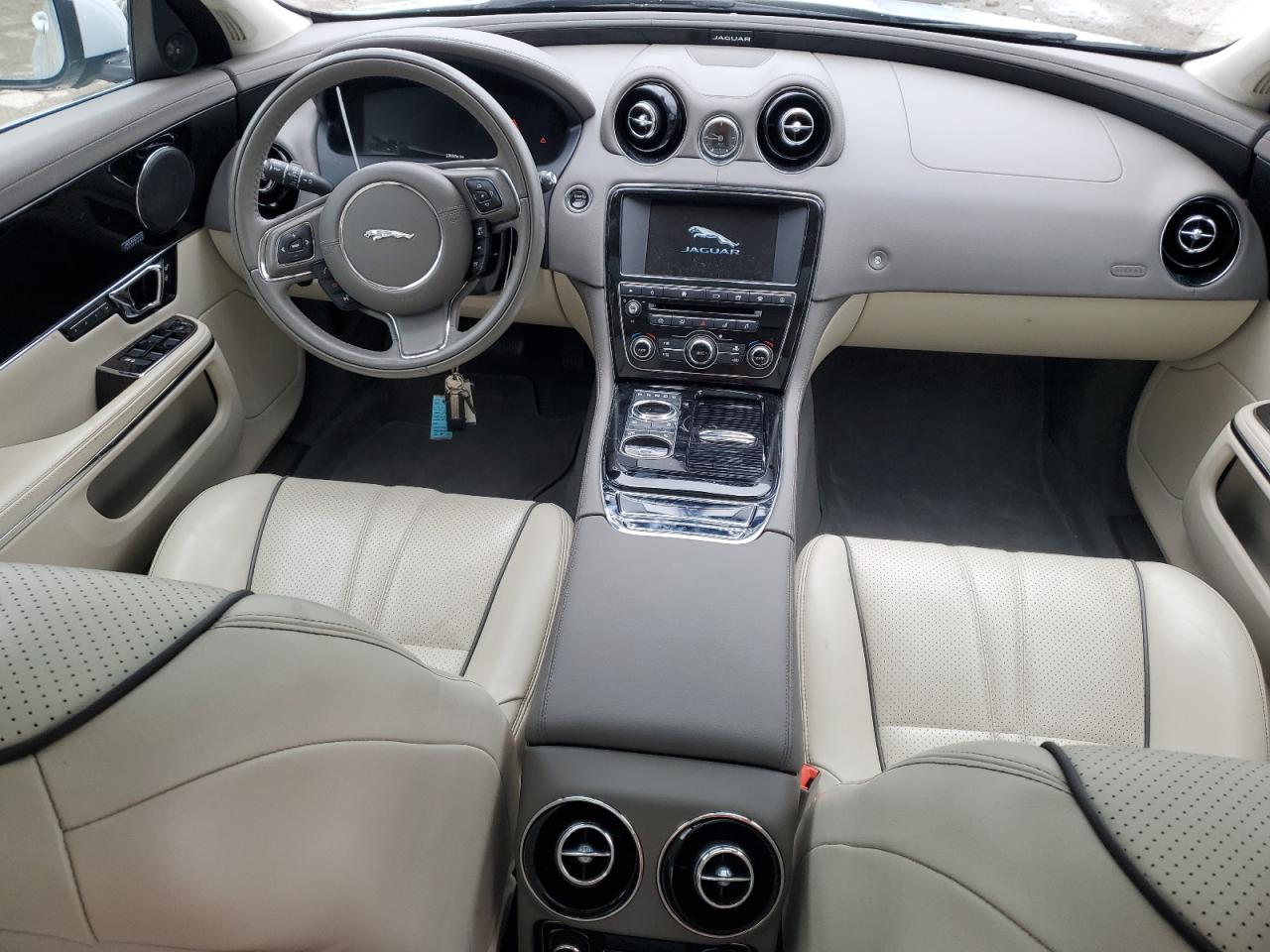 2016 Jaguar Xj VIN: SAJWJ1CD1G8W01152 Lot: 57673925