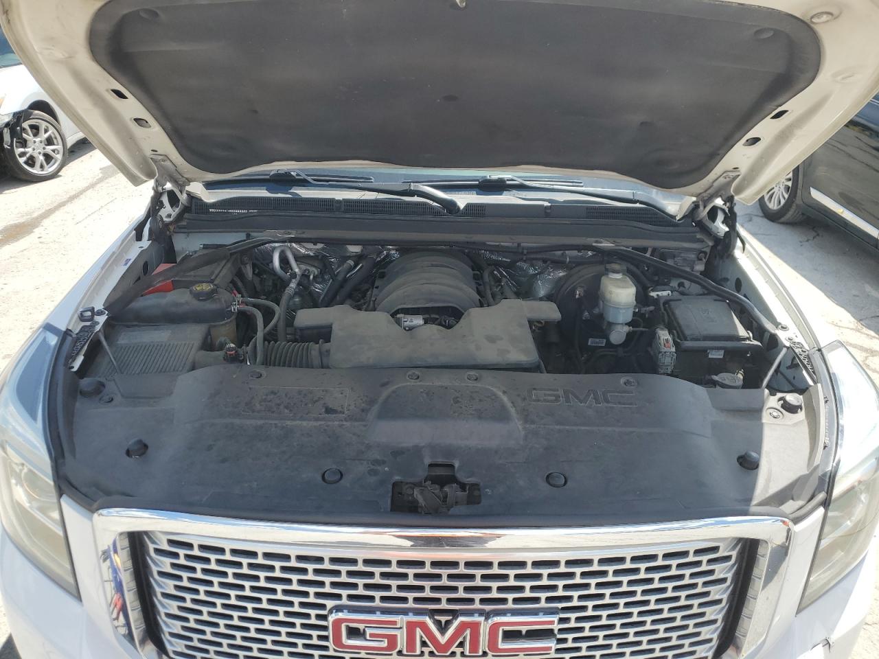 2016 GMC Yukon Xl Denali VIN: 1GKS2HKJ0GR177150 Lot: 56057545