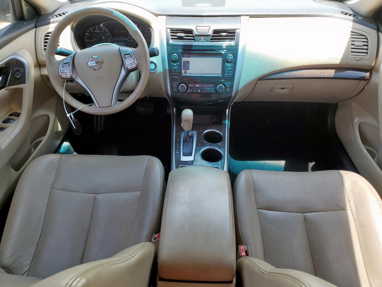 2015 Nissan Altima 2.5 VIN: 1N4AL3AP3FN868939 Lot: 54629615