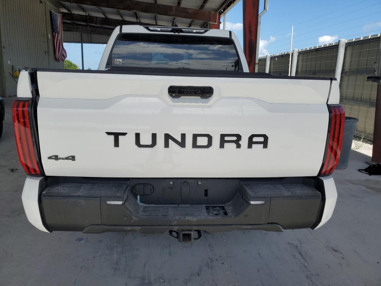 2022 Toyota Tundra Crewmax Sr VIN: 5TFLA5DB0NX045411 Lot: 55396285