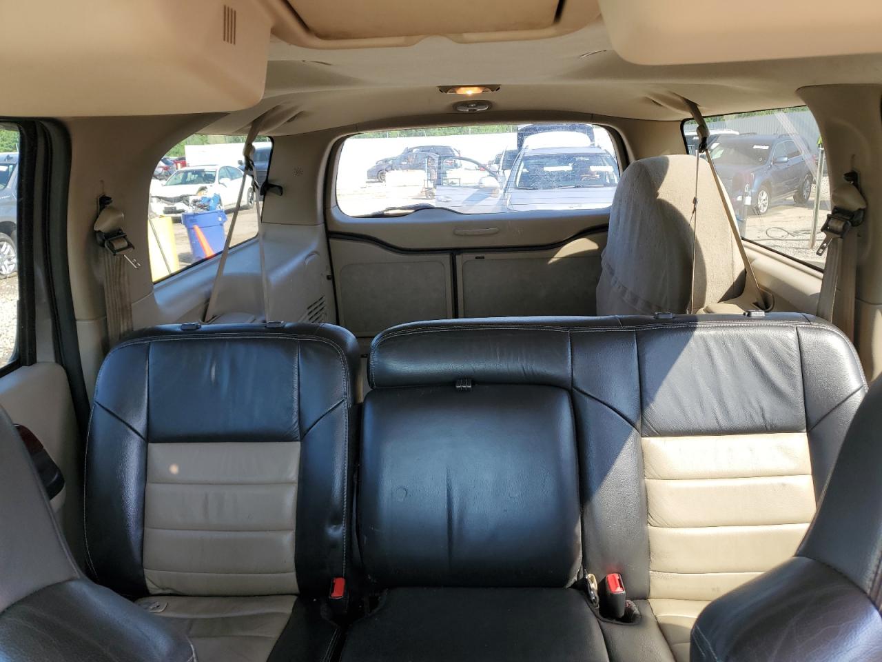2005 Ford Excursion Eddie Bauer VIN: 1FMNU45S45EB52638 Lot: 56844915