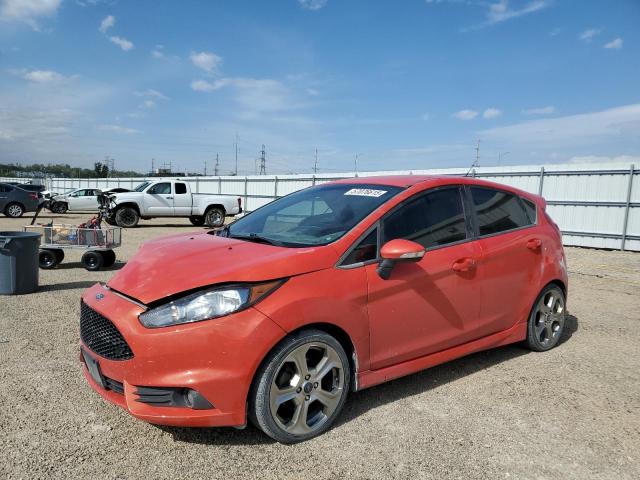  FORD FIESTA 2016 Червоний
