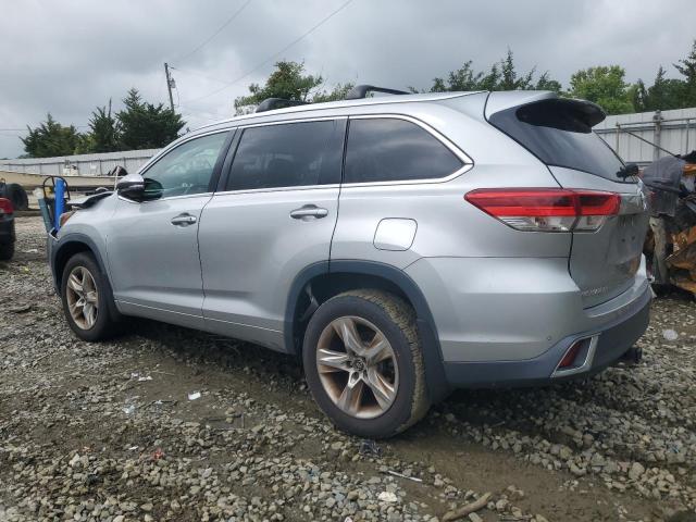  TOYOTA HIGHLANDER 2017 Серебристый