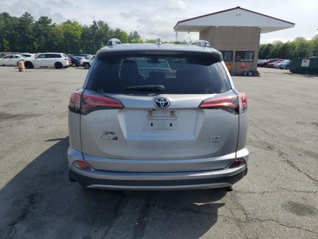  TOYOTA RAV4 2018 Серебристый