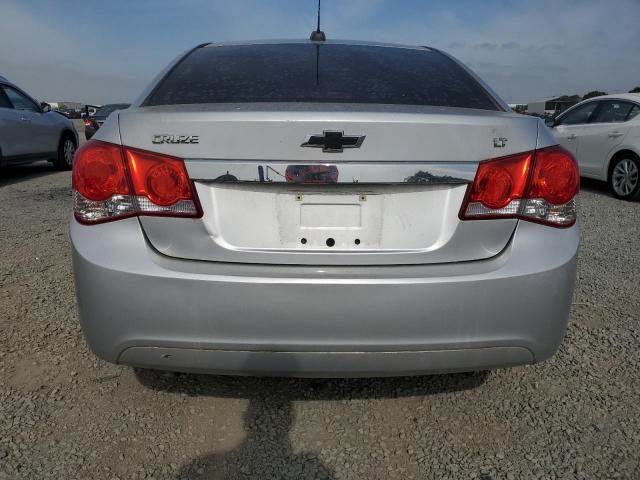 Седани CHEVROLET CRUZE 2015 Сріблястий