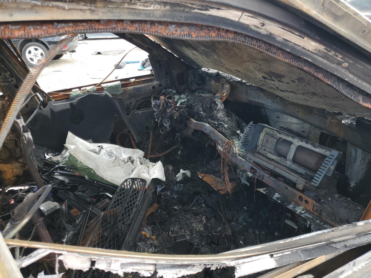 2005 Mercury Grand Marquis Ls VIN: 2MEFM75W35X606176 Lot: 56355525