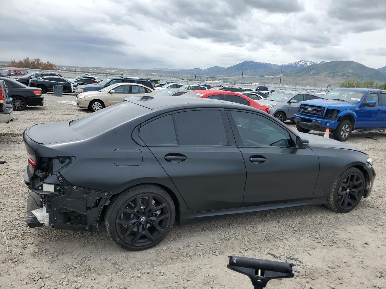 2025 BMW 330Xi VIN: 3MW89CW01S8F07089 Lot: 57047955