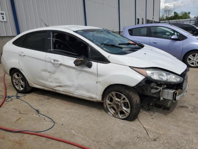 Седаны FORD FIESTA 2016 Белый