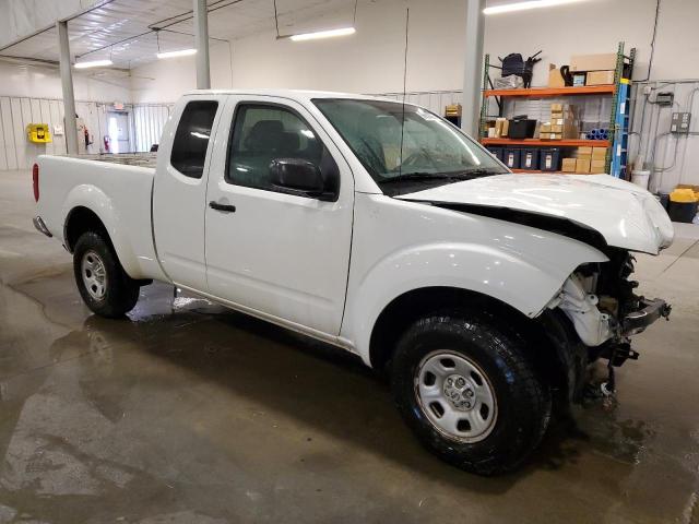 Pickups NISSAN FRONTIER 2016 White
