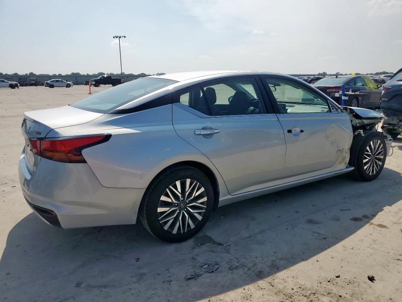  NISSAN ALTIMA 2023 Серебристый