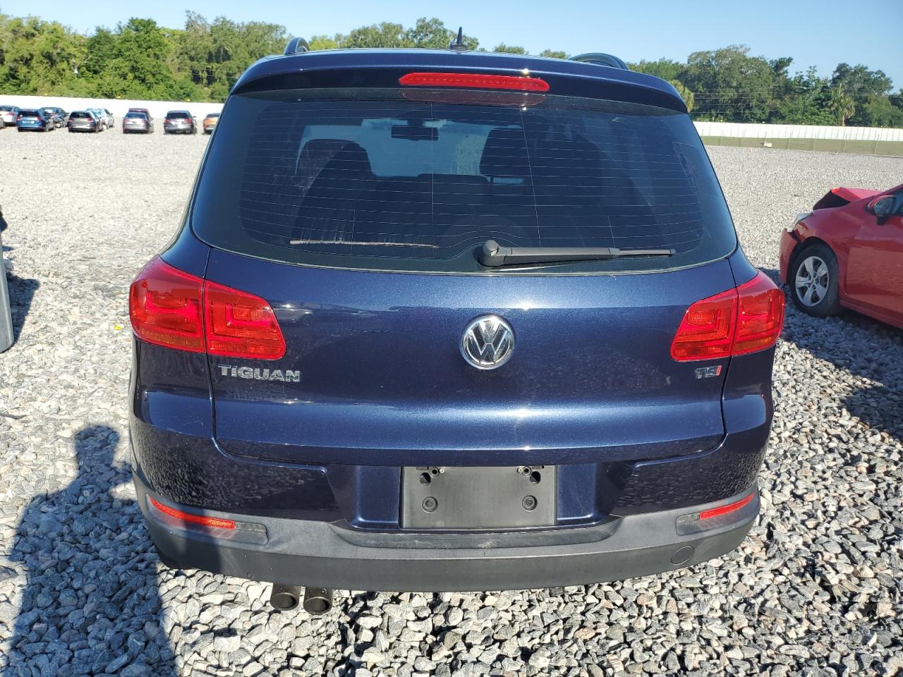 2016 Volkswagen Tiguan S VIN: WVGAV7AX5GW601255 Lot: 56793705