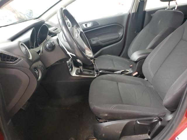 Седаны FORD FIESTA 2016 Красный