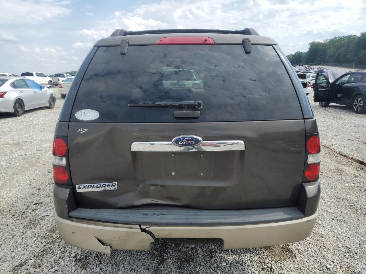 2008 Ford Explorer Eddie Bauer VIN: 1FMEU64E78UB32708 Lot: 56686295