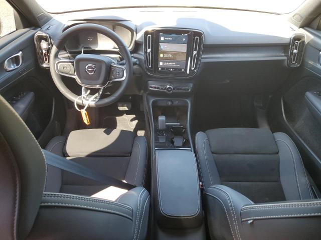  VOLVO XC40 2024 White