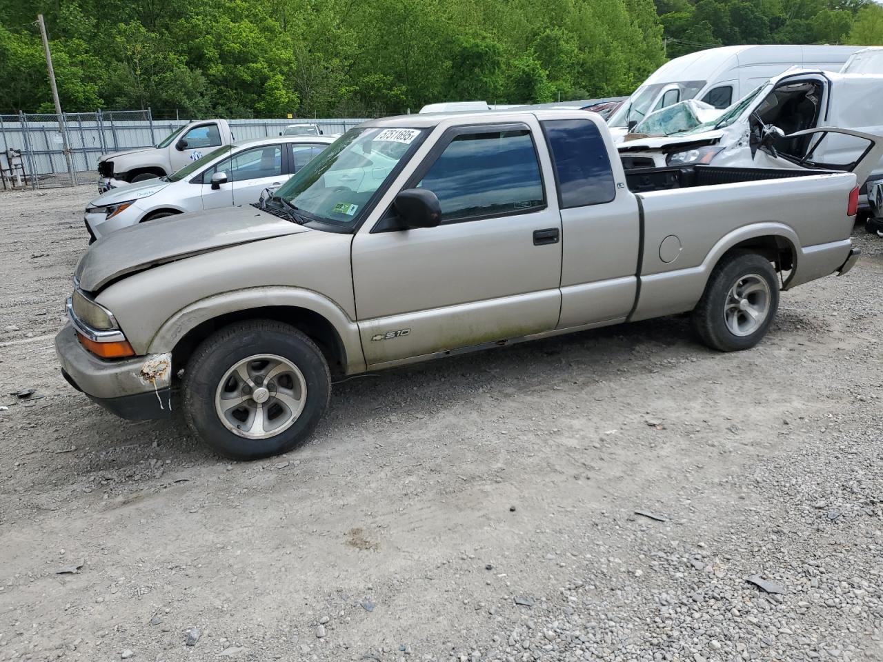 1999 Chevrolet S Truck S10 for Sale in Hurricane, WV - Front End