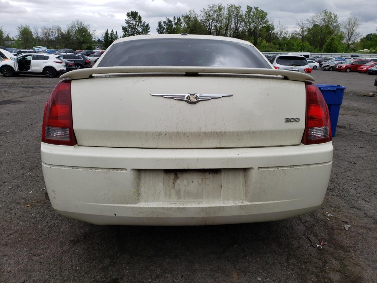2007 Chrysler 300 VIN: 2C3KA43R37H888695 Lot: 56928555