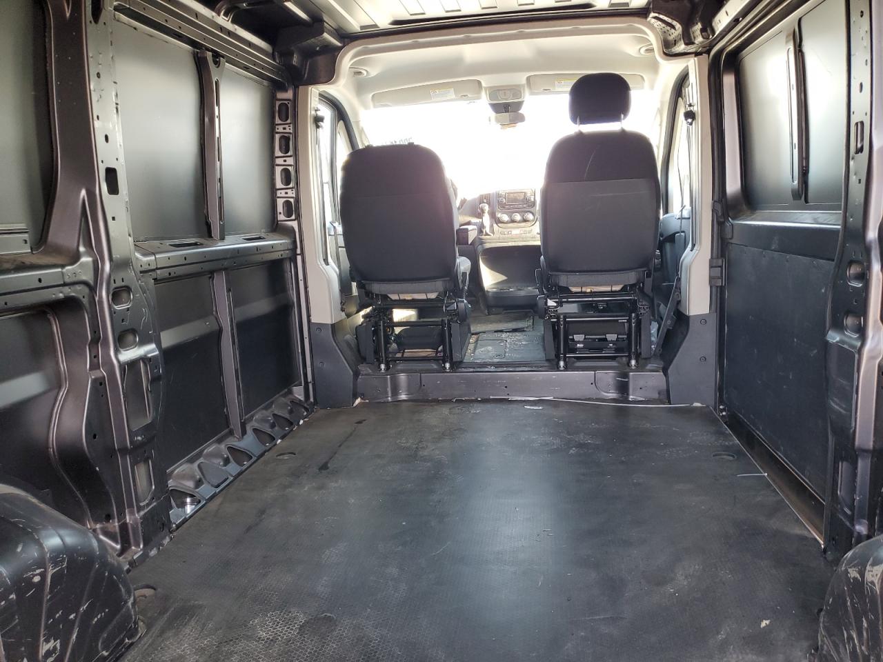 2021 Ram Promaster 1500 1500 Standard VIN: 3C6LRVAG9ME546666 Lot: 56638185