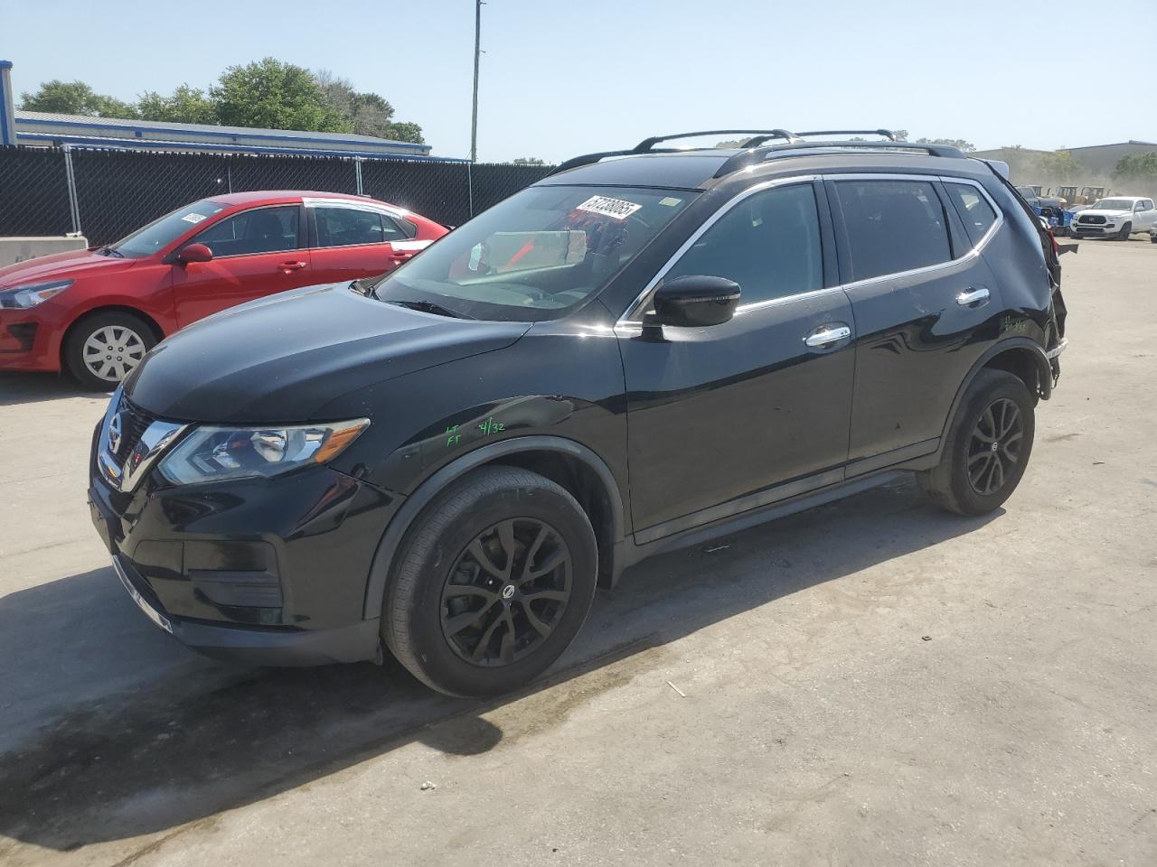 2017 Nissan Rogue Sv