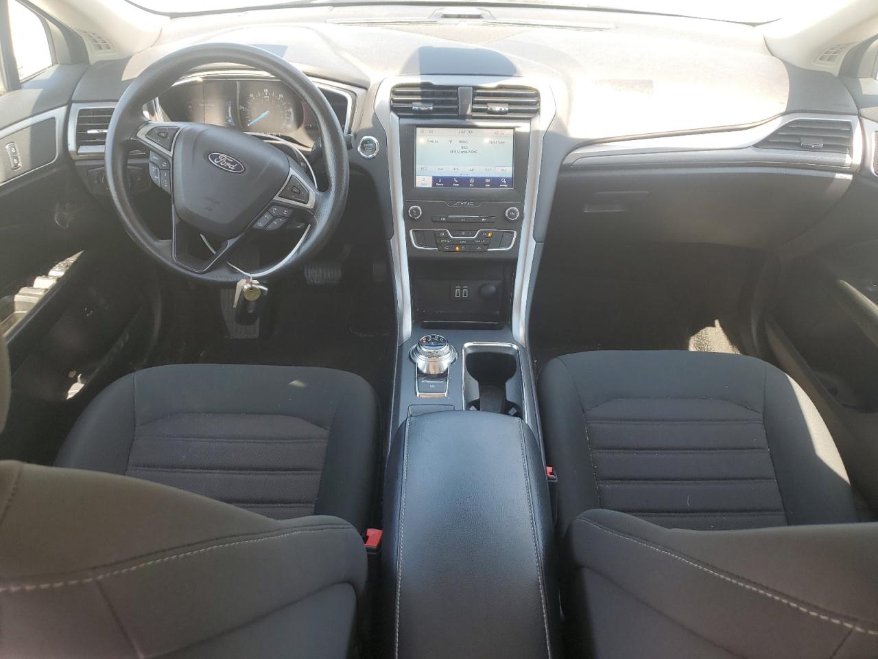 2020 Ford Fusion Se VIN: 3FA6P0LU7LR177076 Lot: 54030385