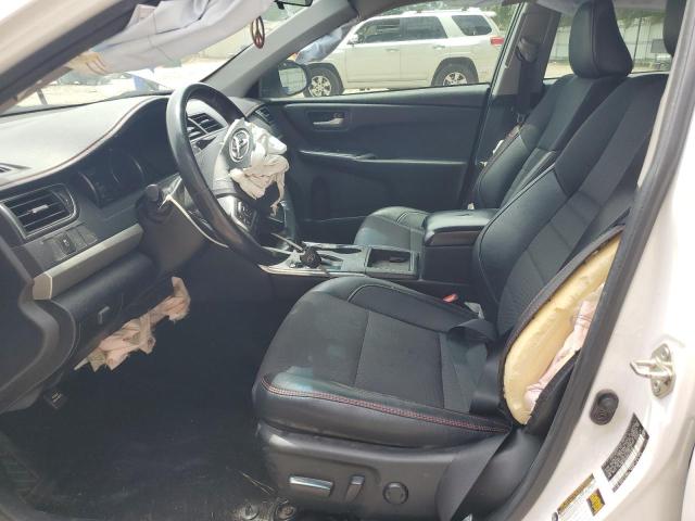  TOYOTA CAMRY 2017 Biały
