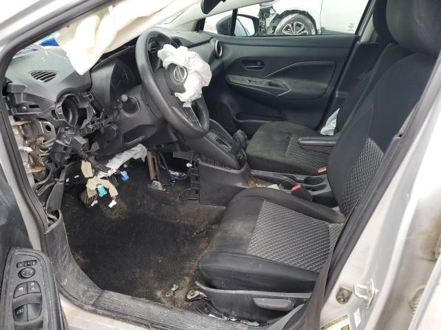  NISSAN VERSA 2021 Серебристый
