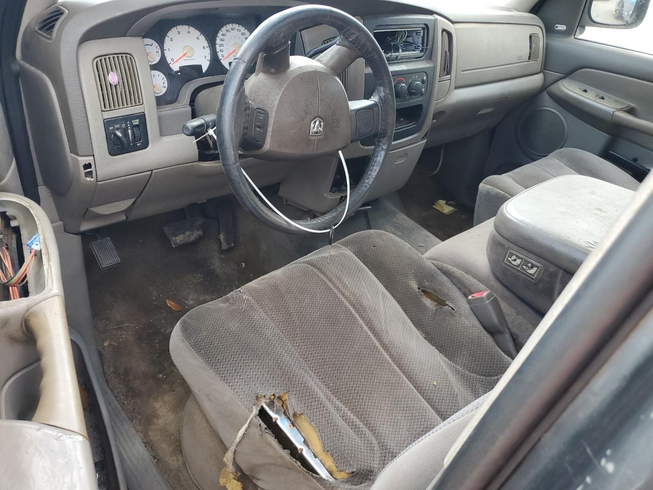 2004 Dodge Ram 1500 St VIN: 1D7HA18D44J207669 Lot: 56285175