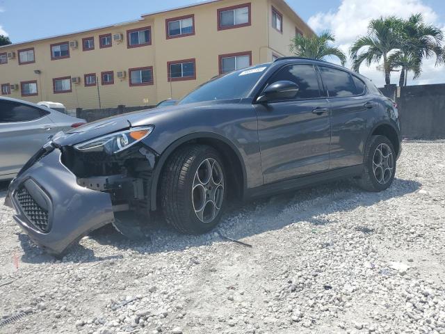 2021 Alfa Romeo Stelvio Sport