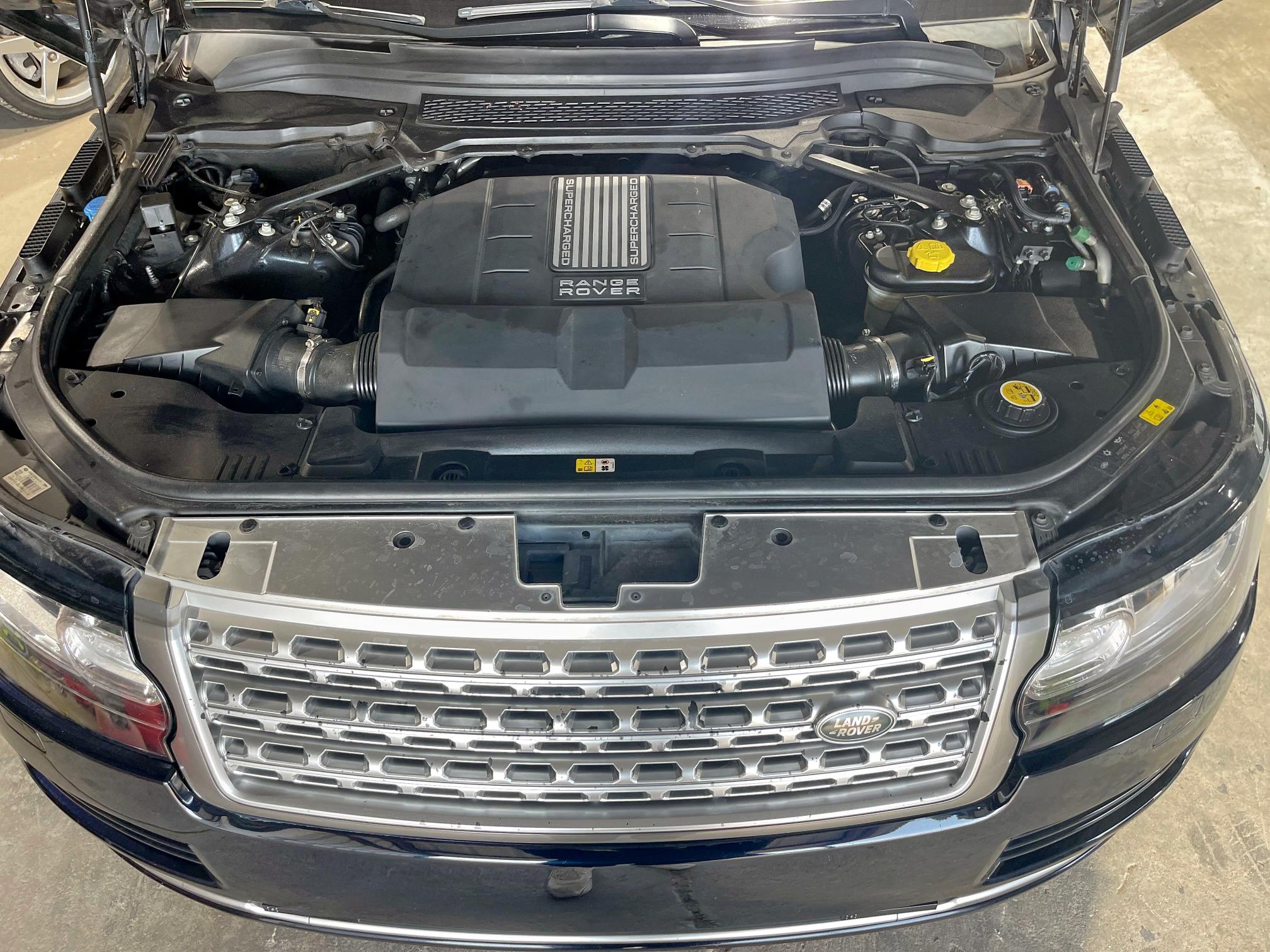 Parquets LAND ROVER RANGEROVER 2014 Granatowy