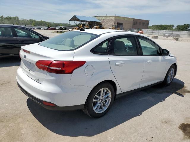 Sedans FORD FOCUS 2015 Biały